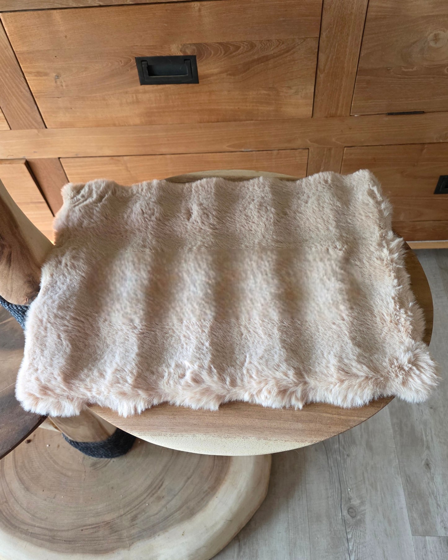Champagne Krabpaal Kussen 50x35cm - Luxe Comfort met Antislip Onderkant
